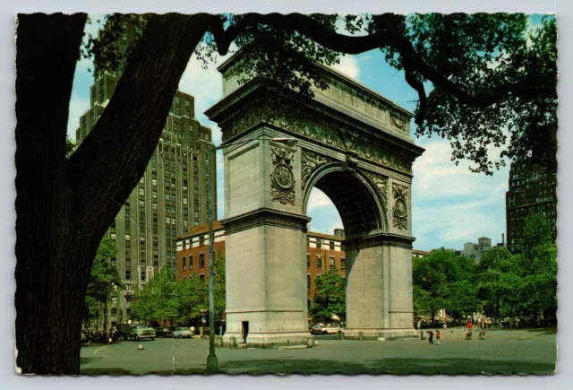 Famous Marble Arch of Washington Square New York City 4x6 Postcard 1779