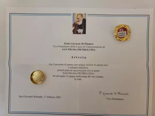 Reliquary Relic 1st class of St. Padre Pio Panno,  with certificate
