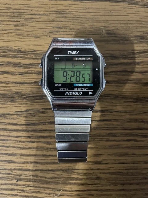 TIMEX T78582 Sport Chrono Alarm Silver Watch Stretch Band WR30M Indiglo Preowned