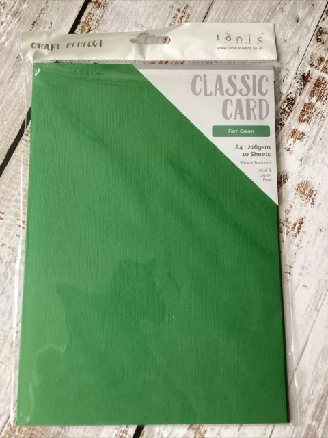 (B) Tarjeta clásica de Tonic Studios A4 216gsm tejido helecho texturizado verde 10 hojas