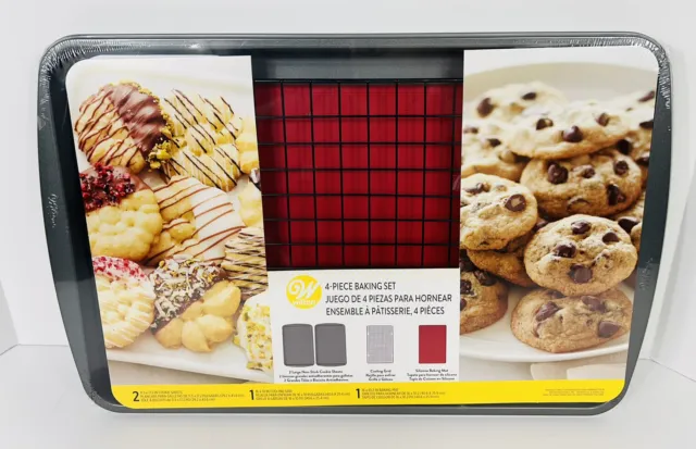 Wilton 4-piece Baking Set Sealed! 2 L Non-stick Pans, Cooling Grid, Silicone Mat