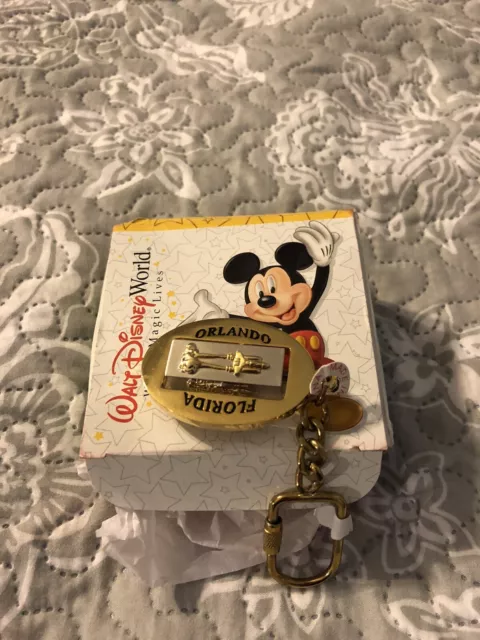 Vintage Walt Disney World Orlando Florida Mickey Mouse Keyring Keychain