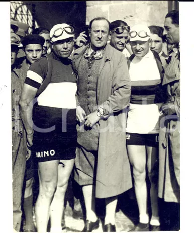 1940 ca MILANO CICLISMO Atleti della squadra MAINO con i cronisti  *Foto 12x14