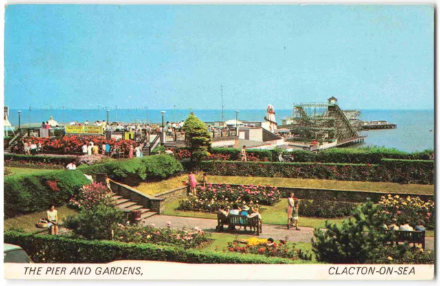 Clacton On Sea Essex Pier & Gardens - 1974 Postcard S05
