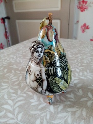 Création artistique A Lhonneur BONBONNIERE en PORCELAINE Ville de PERONNE 