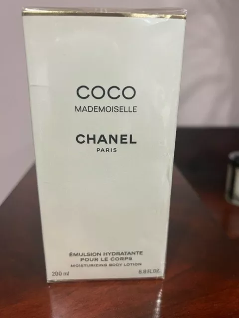 coco handle chanel white bag