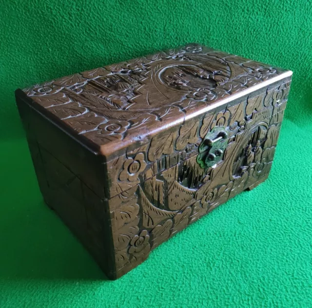 Antique Hand Carved Chinese Camphor Wood Small Storage Chest  Storage Box 30cm