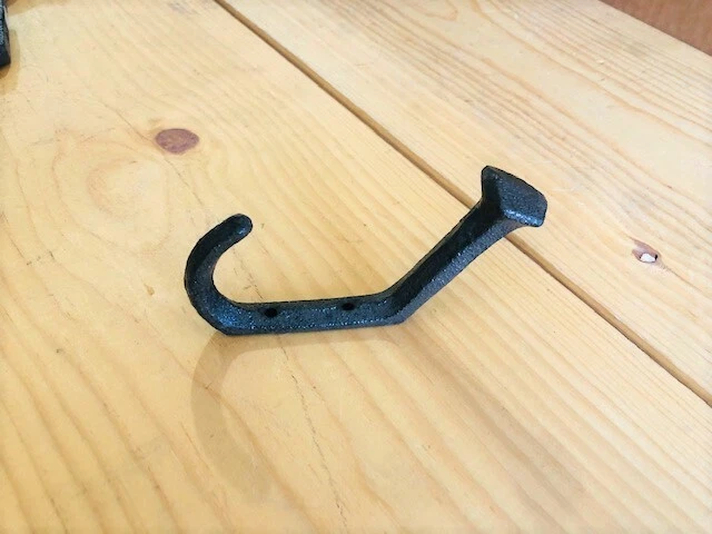 4 Rustic Coat Hooks Cast Iron Wall Mount Hat Hook Towel Railroad Spikes Bath 3