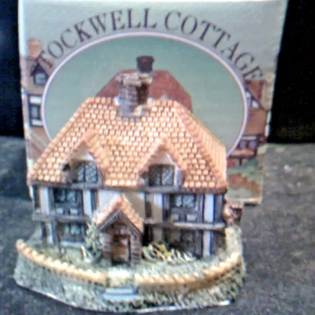 Vintage Leonardo Collection Stockwell Cottage Tudor Style Mint Boxed
