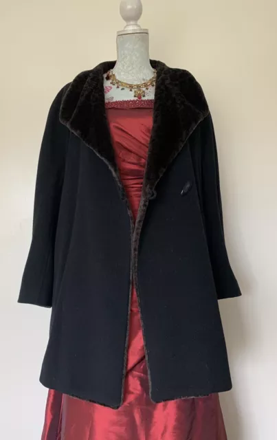 Cappotto Windsmoor vintage anni '80 misto lana nera e pelliccia finta lunghezza ginocchio taglia 10-14