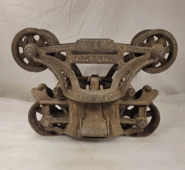 Myers Unloader Hay Trolley Cast Iron  ~  Ashland Ohio