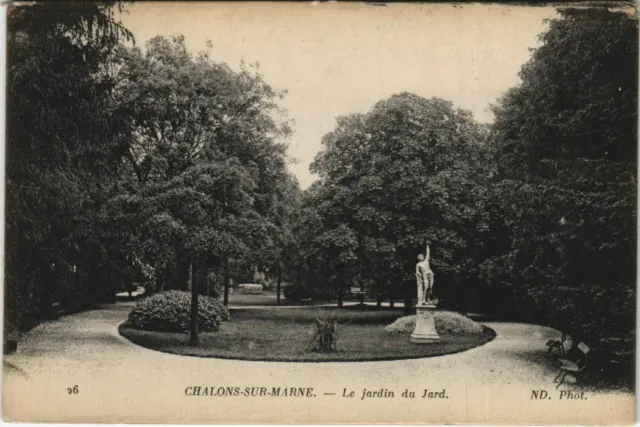 CPA CHALONS-sur-MARNE-le-JARDin du Jard (126149)
