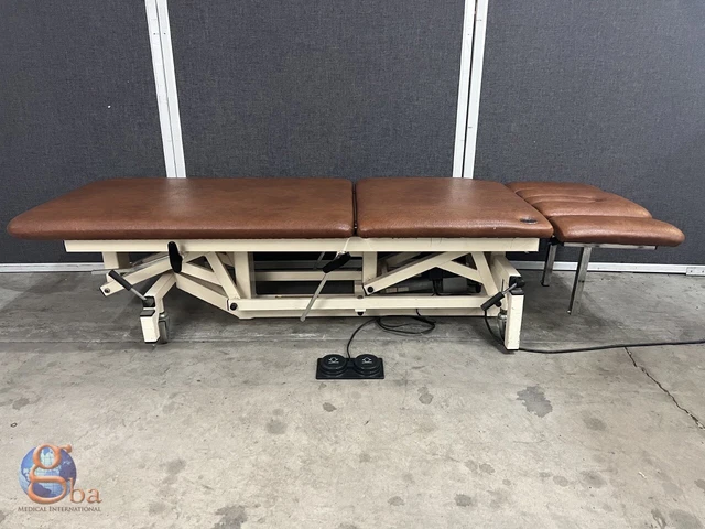Akron HKE Huntleigh PT Physical Therapy Treatment Power Exam Table (Brown)