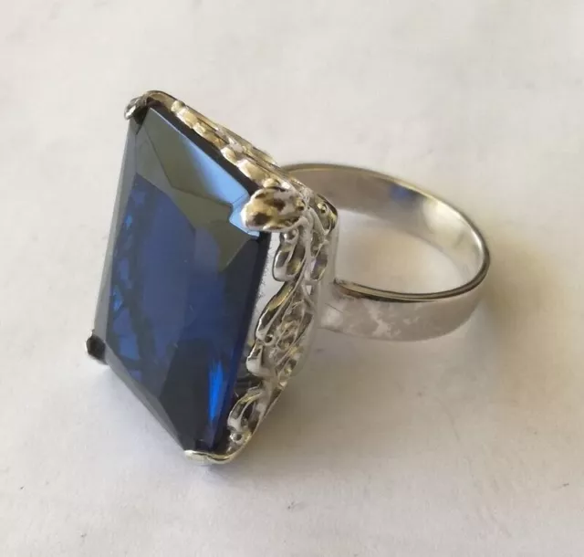 Nice Vintage USSR Womens ring sterling silver 925 Big Blue Stone Size 8 US