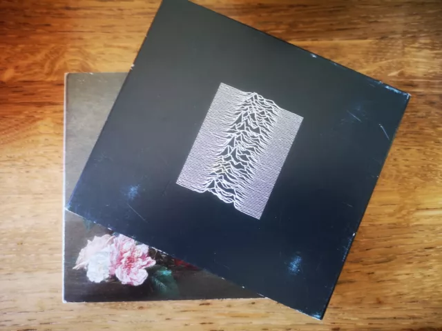 Lot 2 CD Joy Division "Unknown Pleasures" & New Order "Power Corruption & Lies"