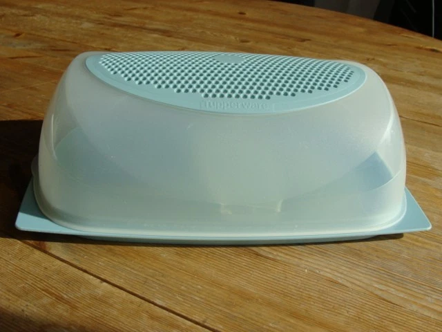 1024⚜️ Boite, Cloche Plateau à Fromages Tupperware en Plastique Bleu Long 30 Cm