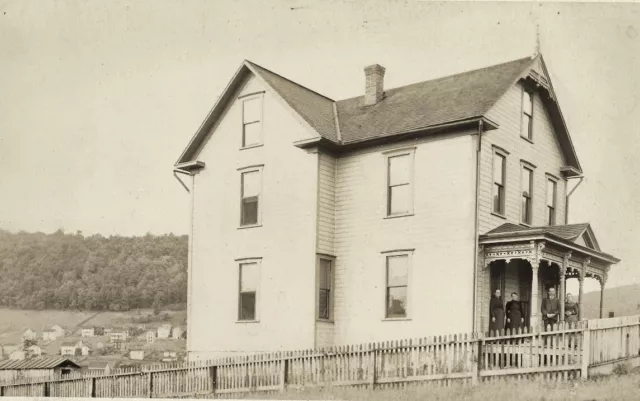 Vintage 1899 PHOTO of Home House & Family in Dale Cambria County Pennsylvania 🏠