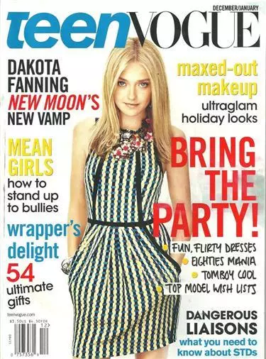 Teen Vogue December/January 2010 Dakota Fanning Fashion Monthly English