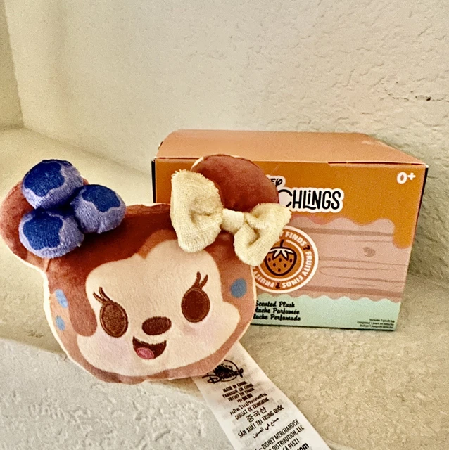 Disney Munchlings Mystery Scented Plush Blueberry Pancake Minnie Fruity Find