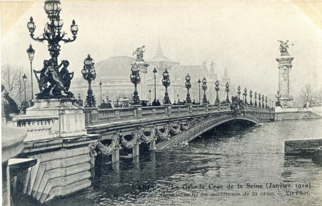 Paris - Grande crue de la Seine janvier 1910 - Pont Alexandre III