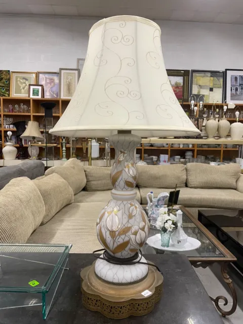 Vintage Hollywood Regency White Satin Glass Table Lamp Gold Floral 2