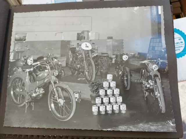 Foto Concessionaria Moto anni 50 60 mostra fiera