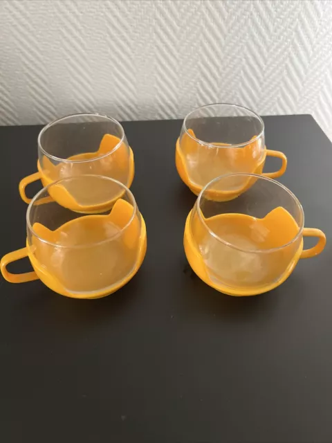 4 Tasses En Verre / Plastique Vintage