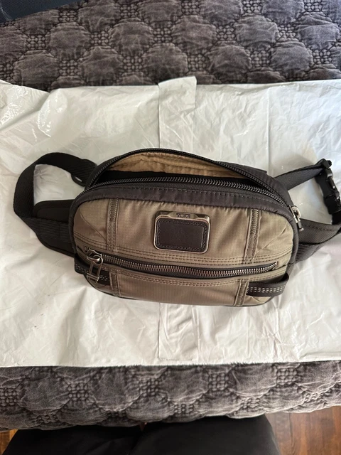 tumi crossbody