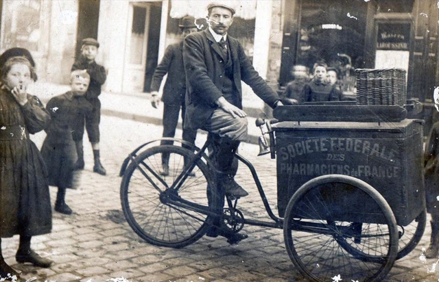 Cpa 75 Paris Photo Card Cycle Scooter Advertising Societe Federal Des Phar