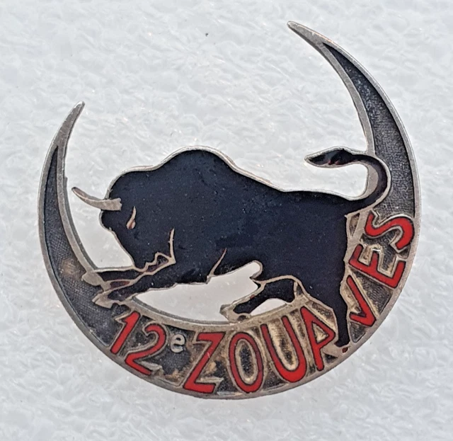 INSIGNE 95°RÉGIMENT D'INFANTERIE. 1939. Arthus Bertrand, Paris, deposée EUR 26,00 - FR