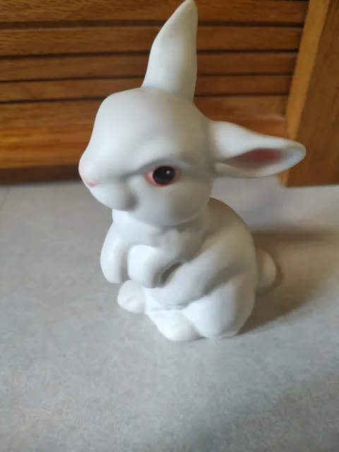 Goebel 1984 Solid White Bunny Rabbit Figurine W Germany 4.25"Great Shape