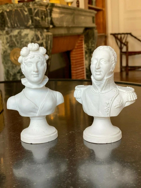 Paire De Petits Bustes En Biscuit Figurant Le Duc Et La Duchesse d'Angoulême