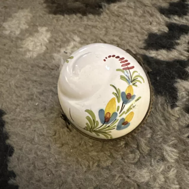 Limoges Floral Hinged Trinket Box Peint Main Egg Rooster White Egg Lovely