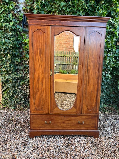 Lovely Edwardian Figured Mahogany Wardrobe with Mirror