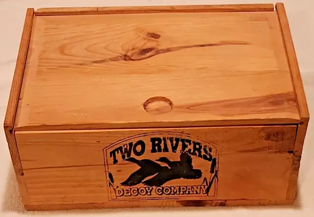 Two Rivers Decoy Company Wooden Decoy Box Crate with Sliding Lid 13 X 9 X 6