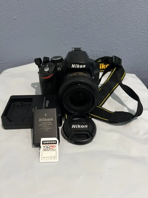 Nikon D3200 24.2MP Digital DSLR Camera Body + 35 mm F/1.8G AF-S DX Lens