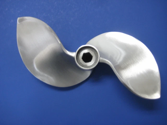 Signature 12.25 X 11 Weedless Mud Motor Propeller 3/4 Hex  W1211