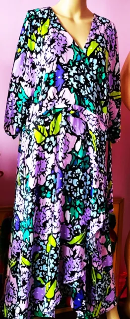 Melissa McCarthy Seven7 Floral Bouquet Wrap Dress Size 1X Midi Purple Brunch 2