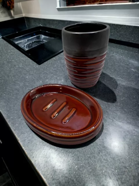 Vtg Bathroom Cup/Toothbrush Holder Soap Dish Dark Brown Two Tone Ceramic Set