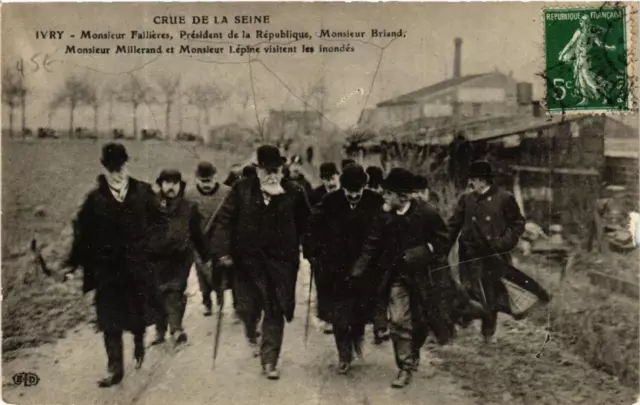 CPA IVRY Fallieres Briand Millerand Lepine Crue de la Seine 1910 (569968)