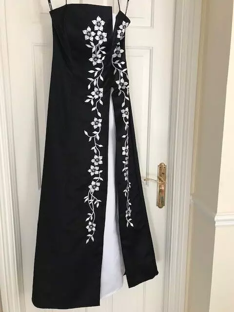 Morgan and co clearance embroidered dress