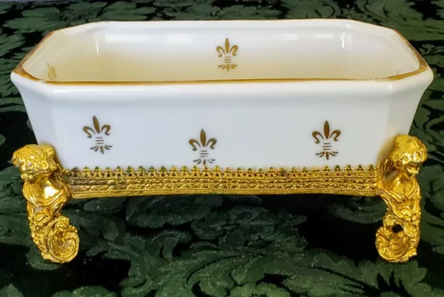 French Sèvres Unique Fine Porcelain Dish in Bronze Gilded Ormolu Stand Orig.