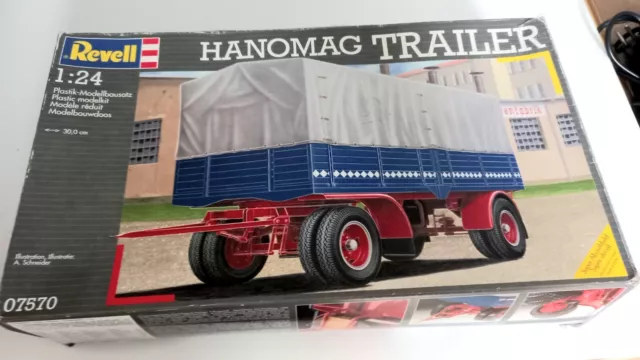 Revell Bausatz Hanomag Trailer 1:24 Modell 07570 Zustand NEU siehe Beschreibung!