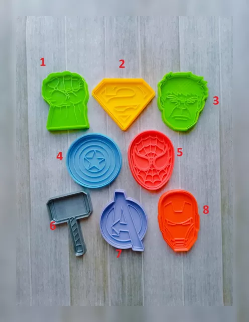 Super eroi marvel set 8 pezzi cookie cutter formina tagliabiscotti