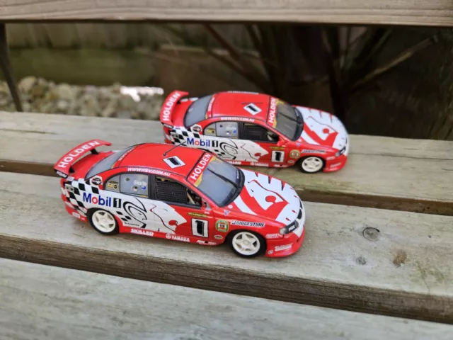 Autoart Mark Skaife 2002 1:43 HRT Holden VX Commodore Supercars X 2