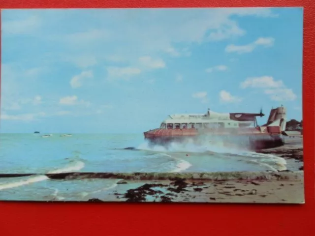 Postcard Hovercraft - Southsea-Ryde Isle Of Wight