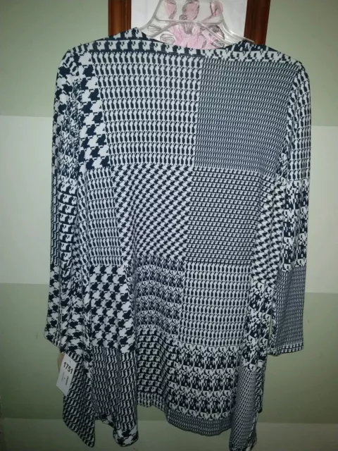 Caroline shop fit lularoe