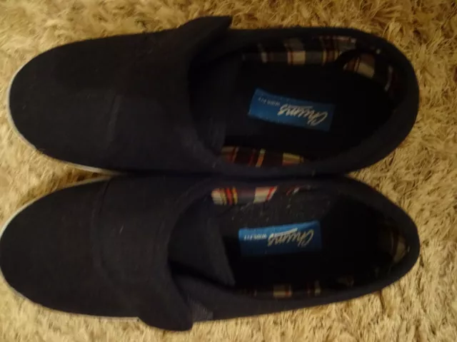 Chums wide cheap fit shoes