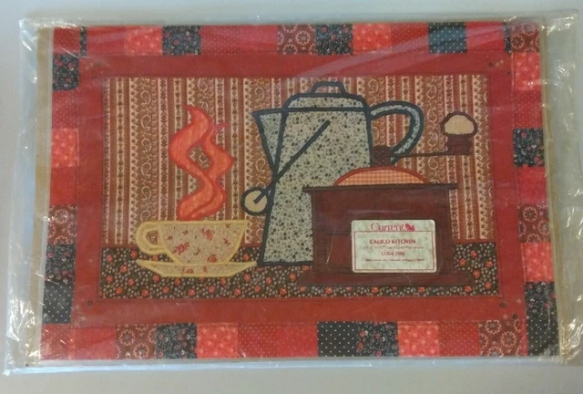Current VINTAGE 1982 Reversible Laminated Calico Kitchen Placemats Set of 4