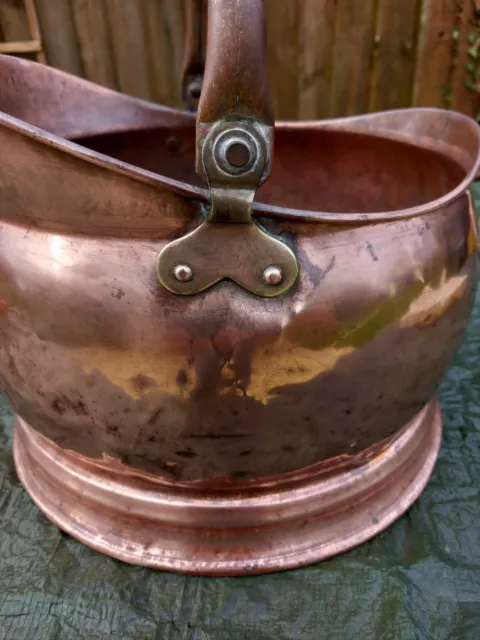 Antique  Copper Coal/Log Scuttle Bucket With Brass Swing handle .Circa1910s 2